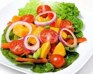 insalata con lo yogurt