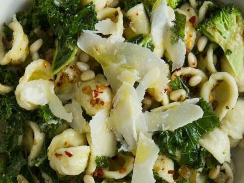 orecchiette con broccoletti 